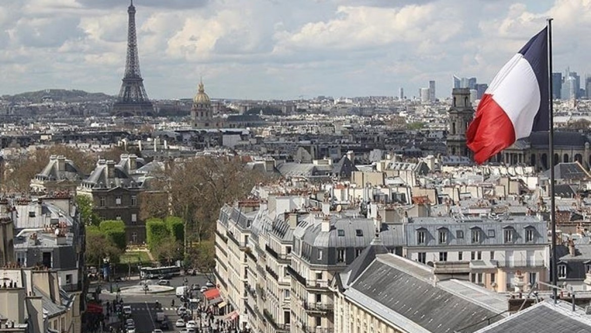 Fransa'da El-Kaide tehdidi nedeniyle terör alarmı verildi