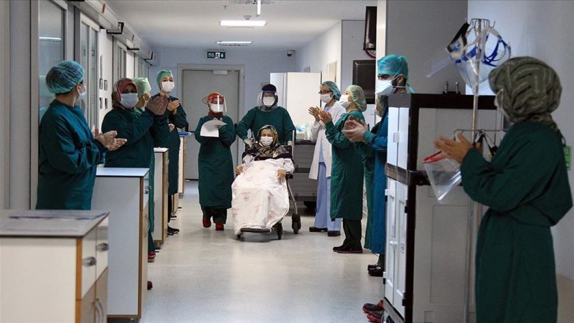 Türkiye'de Kovid-19'dan iyileşen hasta sayısı 122 bin 793'e ulaştı