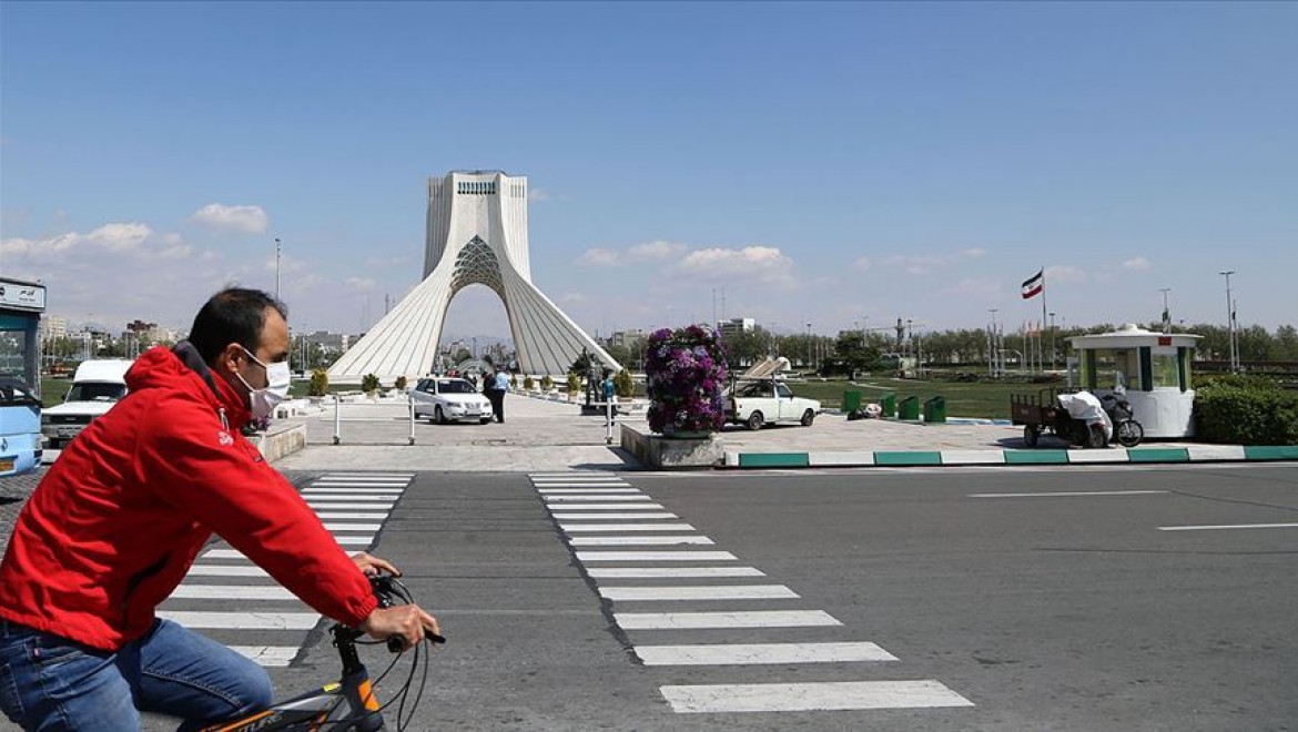 İran'da Kovid-19 nedeniyle can kaybı 11 bini geçti