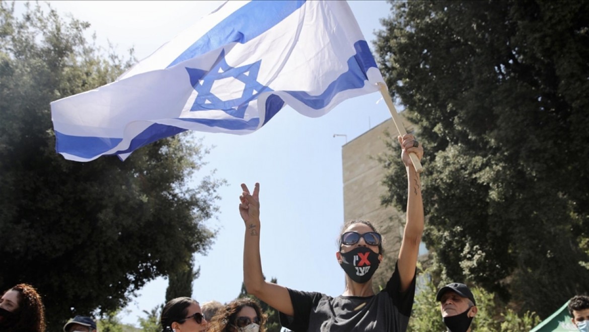 İsrail'de iktidarın çoğunluğu kaybetmesi üzerine muhalefetten Meclisin feshi için teklif hazırlığı