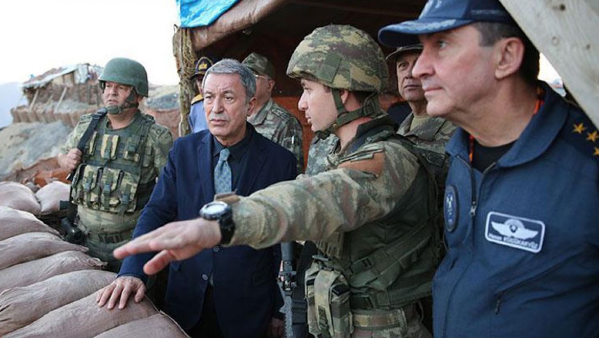 Savunma Bakanı Akar'dan İlk Ziyaret