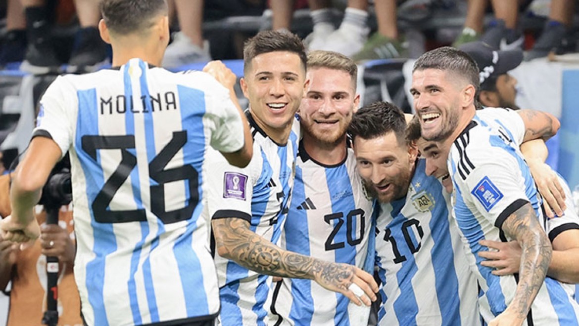 Arjantin, Dünya Kupası'nda adını çeyrek finale yazdırdı