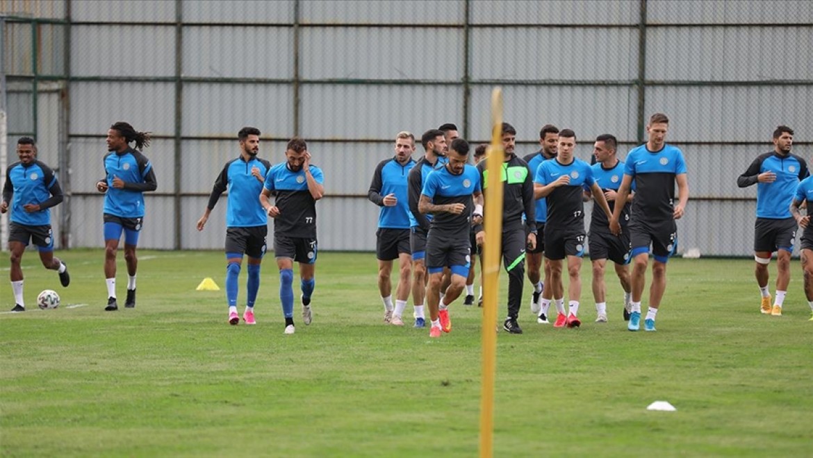 Çaykur Rizespor, Medipol Başakşehir maçına 12 eksikle gitti