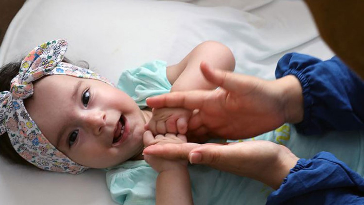 SMA hastası Sare bebeğin tek umudu gen terapisi
