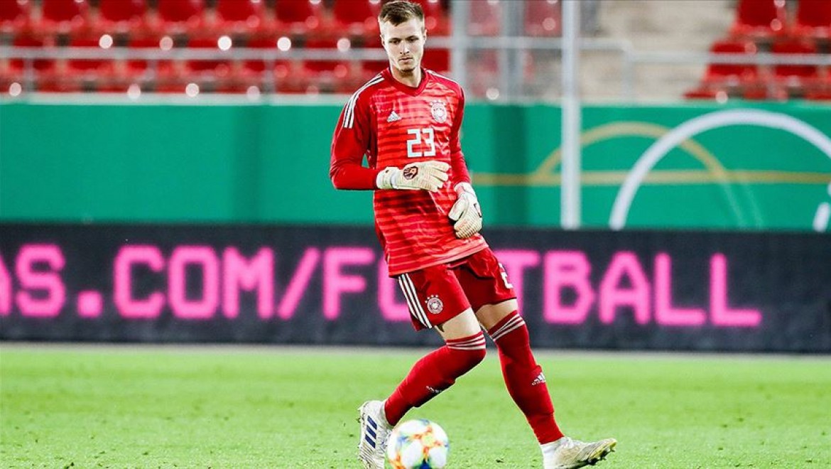 Bayer Leverkusen kaleci Lennart Grill'i transfer etti