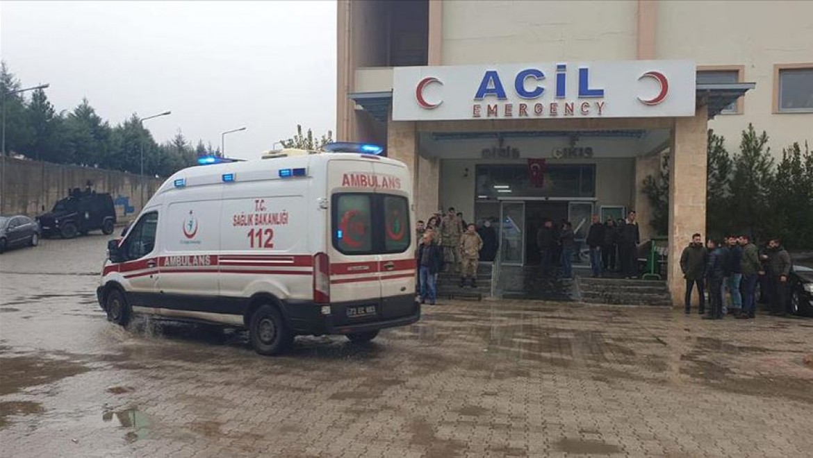 Şırnak'ta PKK'lı teröristlerce tuzaklanan el yapımı patlayıcı infilak etti: 2 şehit