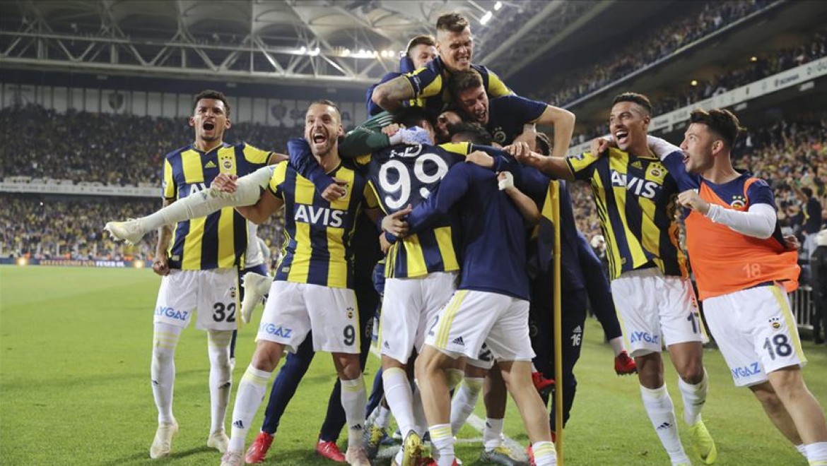 Fenerbahçe sezonu evinde kapatıyor
