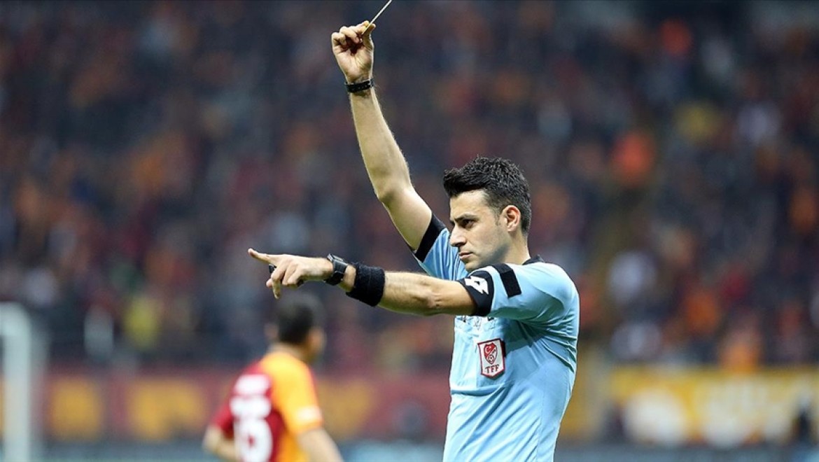 Süper Lig'de 21. hafta maçlarını yönetecek hakemler açıklandı