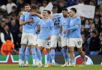 Manchester City, İngiltere Federasyon Kupası'nın sahibi oldu