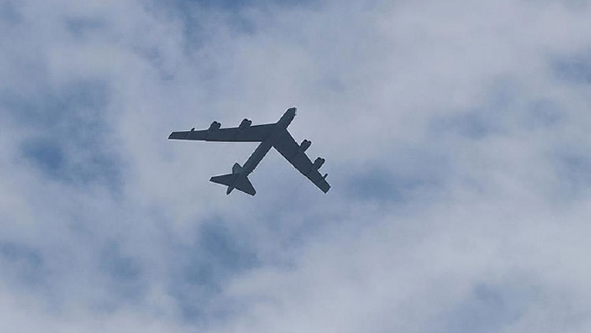 ABD bombardıman uçaklarının sınır ihlalini önlemek üzere Rus savaş uçağı havalandı