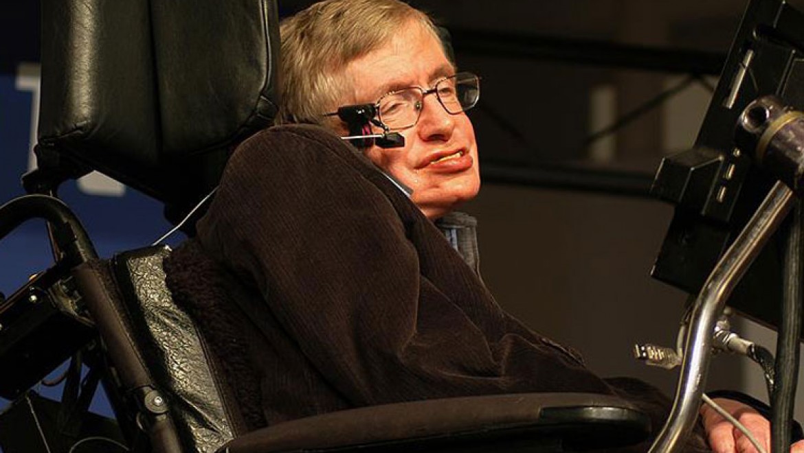 Stephen Hawking Hayatını Kaybetti