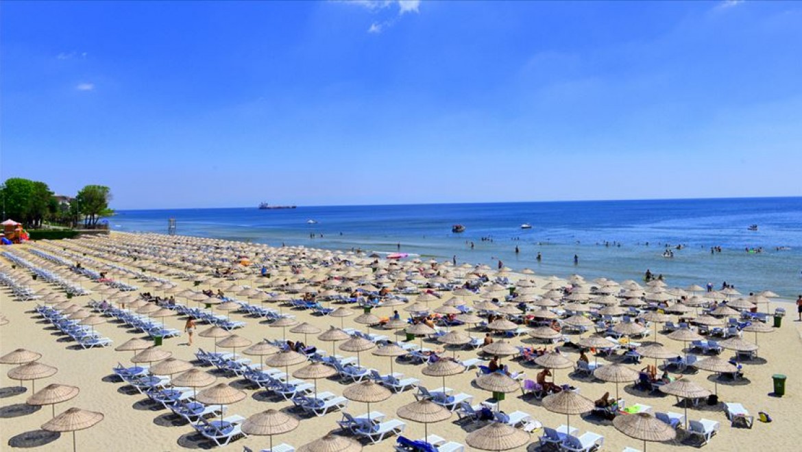 İstanbullular İBB plajlarına akın etti