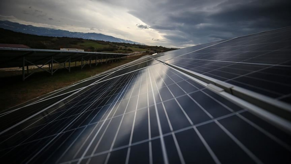 Türkiye'nin ilk entegre güneş paneli üretim fabrikası ağustosta açılıyor