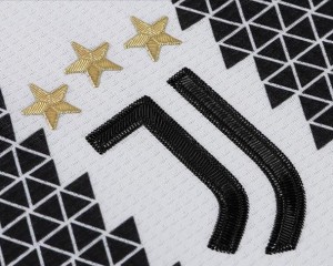 Mali usulsüzlükten ceza alan Juventus'ta futbolculara yapılan ödemeler de inceleniyor