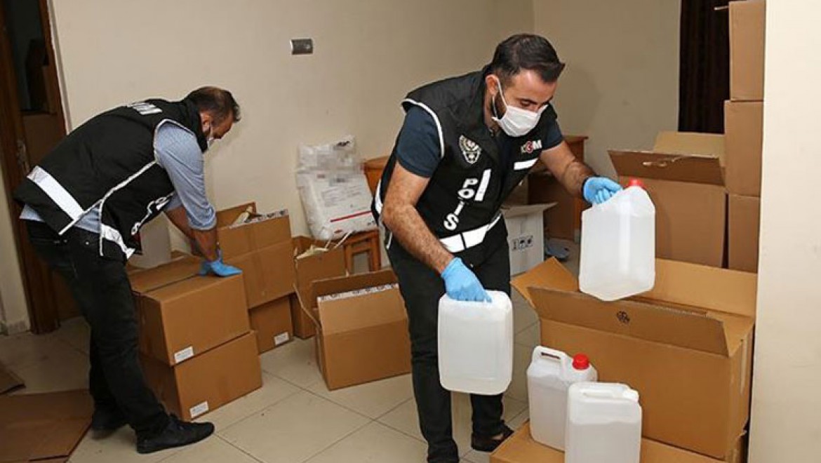 Adana'da 1305 litre sahte etil alkol ele geçirildi