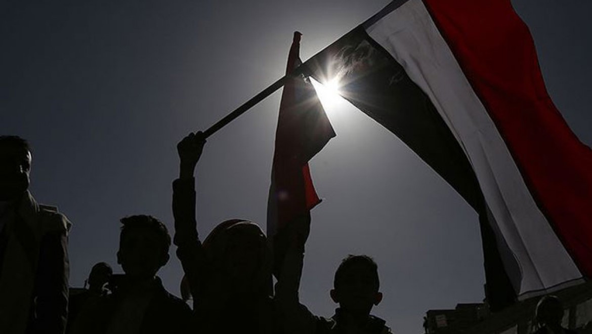 Yemen'de, BAE destekli Güney Geçiş Konseyi'ne 'Vekalet savaşına alet olmayın' çağrısı