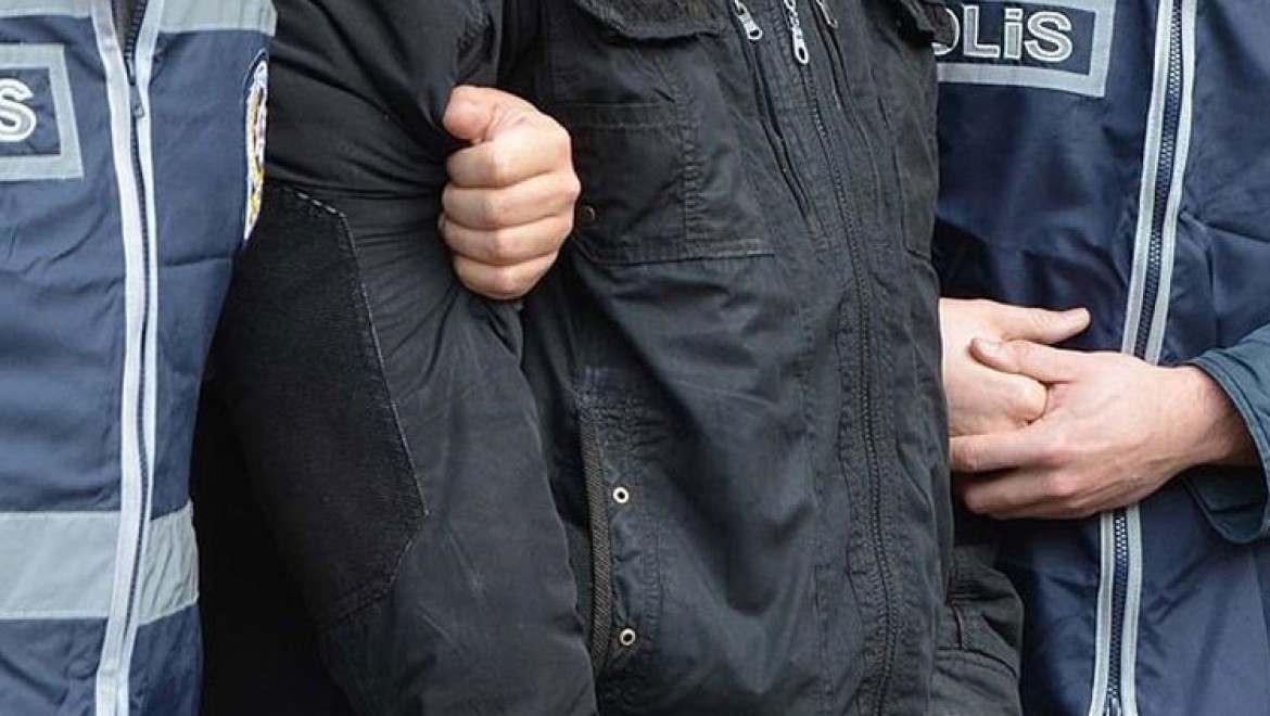 İstanbul merkezli dolandırıcılık operasyonunda 50 şüpheli gözaltına alındı