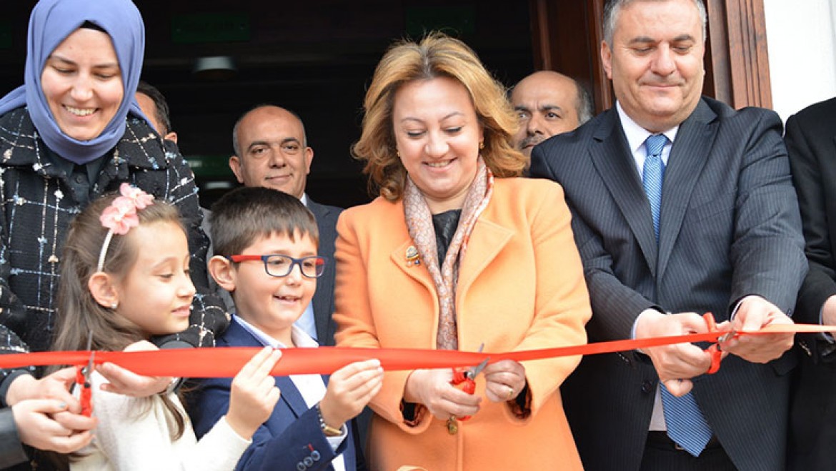 Ankara Çubuk İlçe Halk Kütüphanesi'nin Açılışı Gerçekleşti