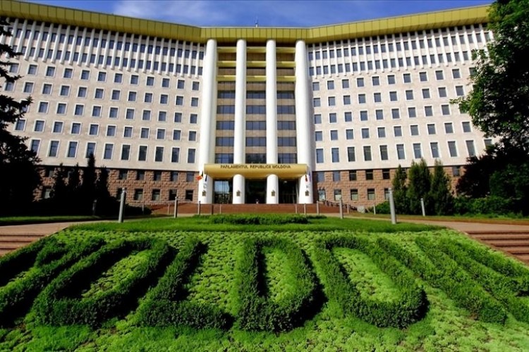 Moldova Parlamentosu ülkedeki doğal gaz krizi nedeniyle olağanüstü hal kararı aldı