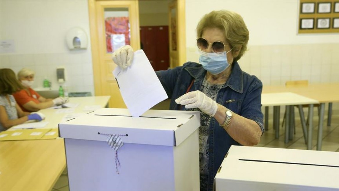 Hırvatistan'da genel seçim için oy kullanma işlemi başladı