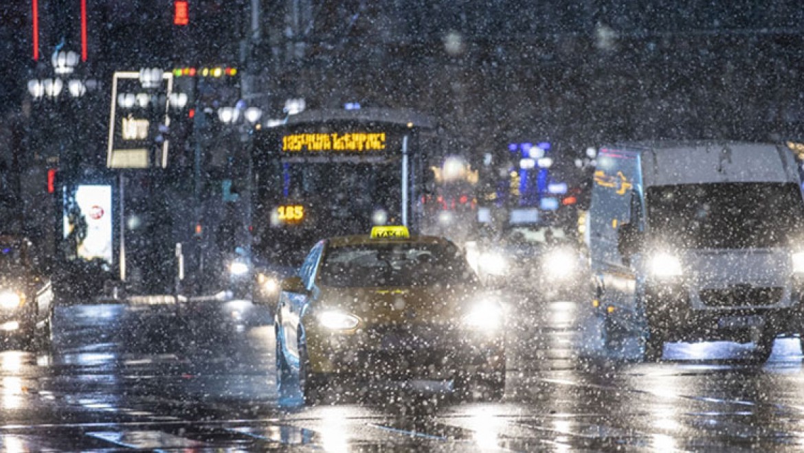Ankara Valiliği, soğuk ve karlı hava konusunda sürücüleri uyardı