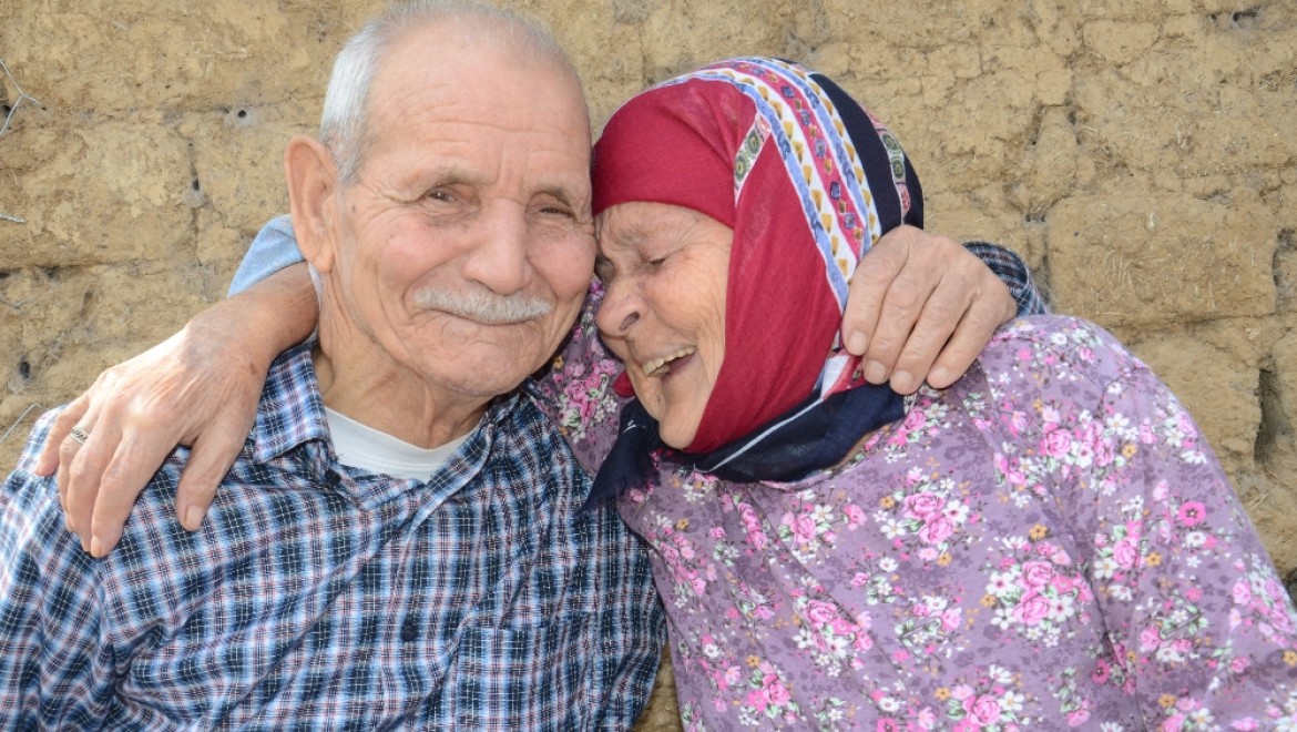 Erdoğan Aşığı Yaşlı Çift