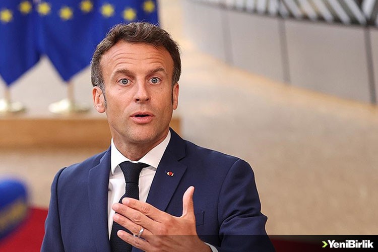 Macron'un ittifakı Mecliste salt çoğunluğu sağlayamıyor