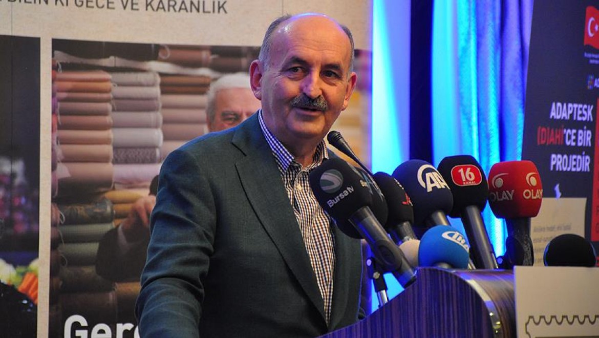 Bakan Müezzinoğlu: Bağkurlu esnafın sağlık hizmeti düzenlemesi haftaya parlamentoda