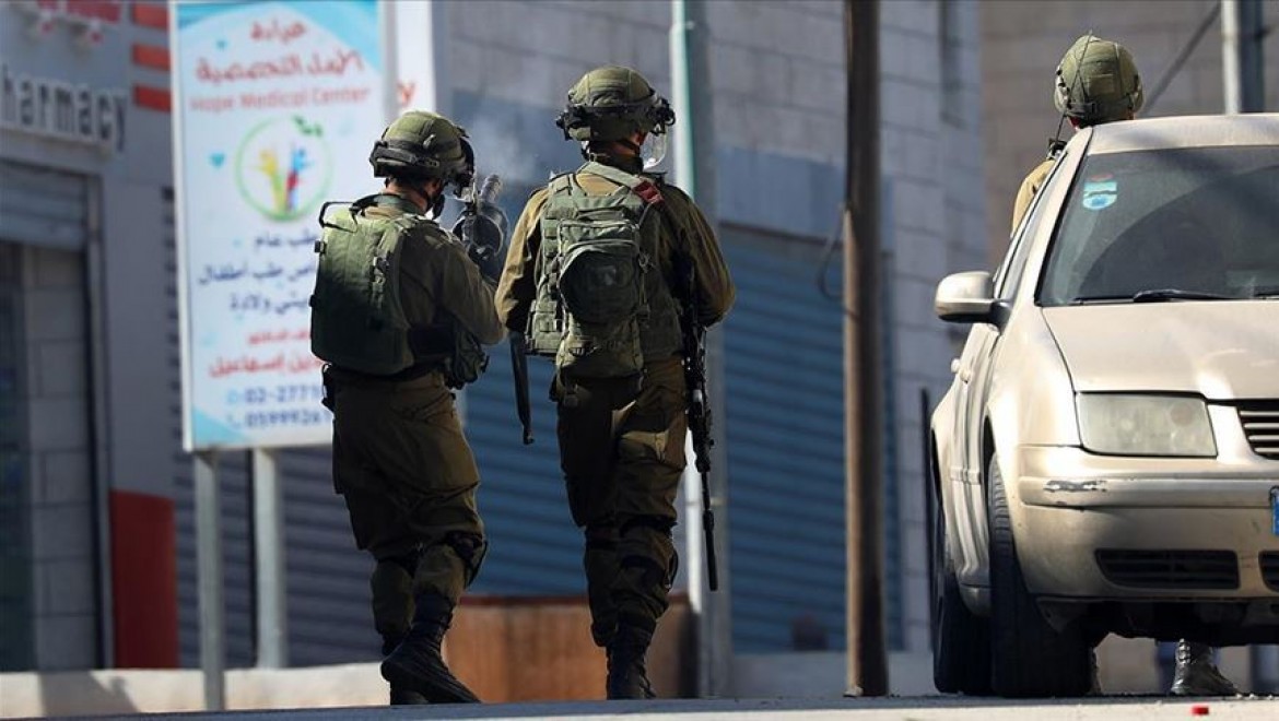 İsrail polisi dur ihtarını anlamayan zihinsel engelli Filistinliyi şehit etti