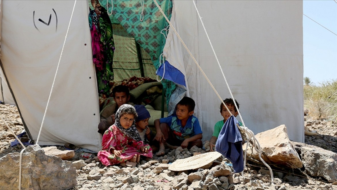Yemen'in Marib vilayetindeki çatışmalar nedeniyle üç haftada 14 bin kişi evini terk etti