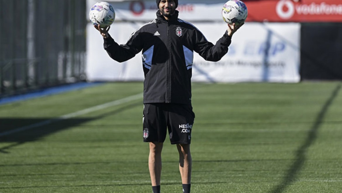 Beşiktaşlı futbolcu Ghezzal: Tansiyonu yüksek bir atmosferde ve deplasmanda oynuyoruz