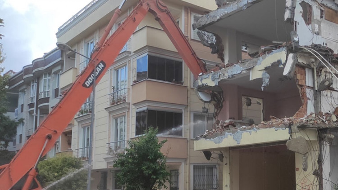 Binaların yıkım işlerini düzenleyen yönetmelik Resmi Gazete'de yayımlandı