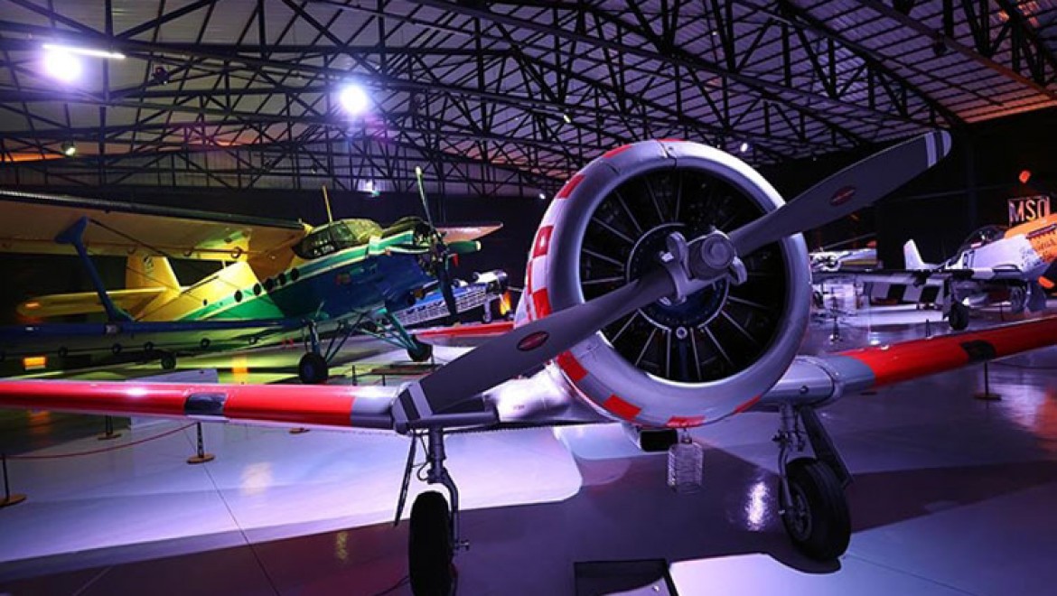 Film yıldızı uçakların da sergilendiği müzenin filosu genişliyor