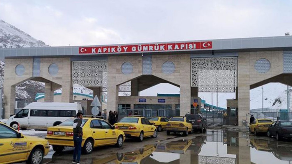 "Türkiye'den İran'a ihracat ve transit işlemleri kontrollü devam ediyor"