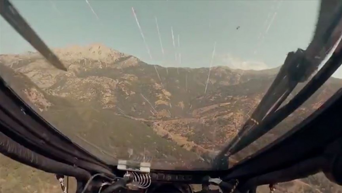 Jandarma ATAK helikopterinin kokpitinden 360 derece açıyla çekilmiş gerçek operasyon görüntüleri