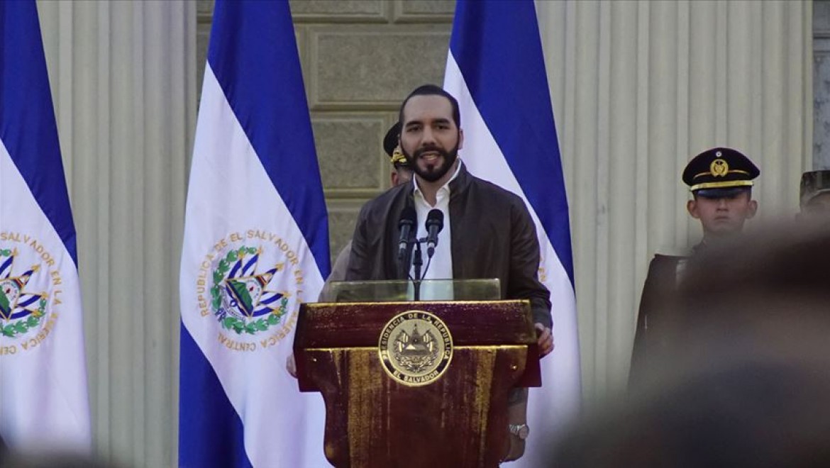 El Salvador Devlet Başkanı Bukele de 'hidroksiklorokin' kullanıyor