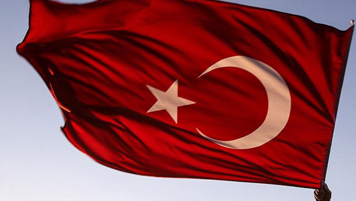 Türkiye Gazilerini El Üstünde Tutuyor