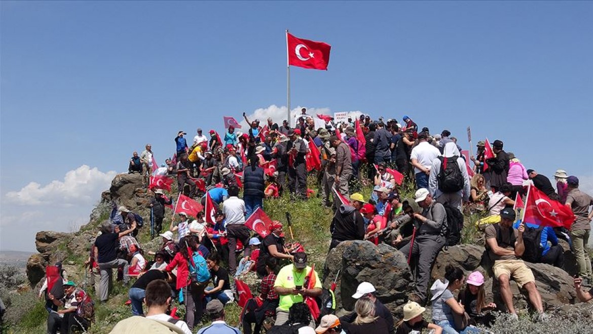 Sakarya şehitleri Ankara'da yürüyüşle anıldı