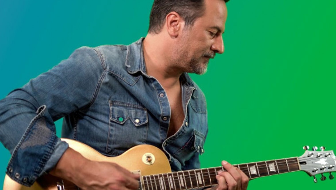 Gitar Virtüözü Barış Bölükbaşı'dan Türk Pop Müziğinin Duayen İsmi İsmail Soyberk'e Saygı Albümü