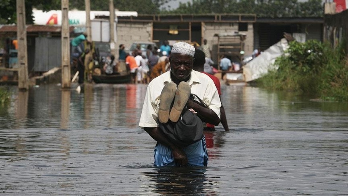 Somali'de sel felaketi binlerce kişiyi yerinden etti