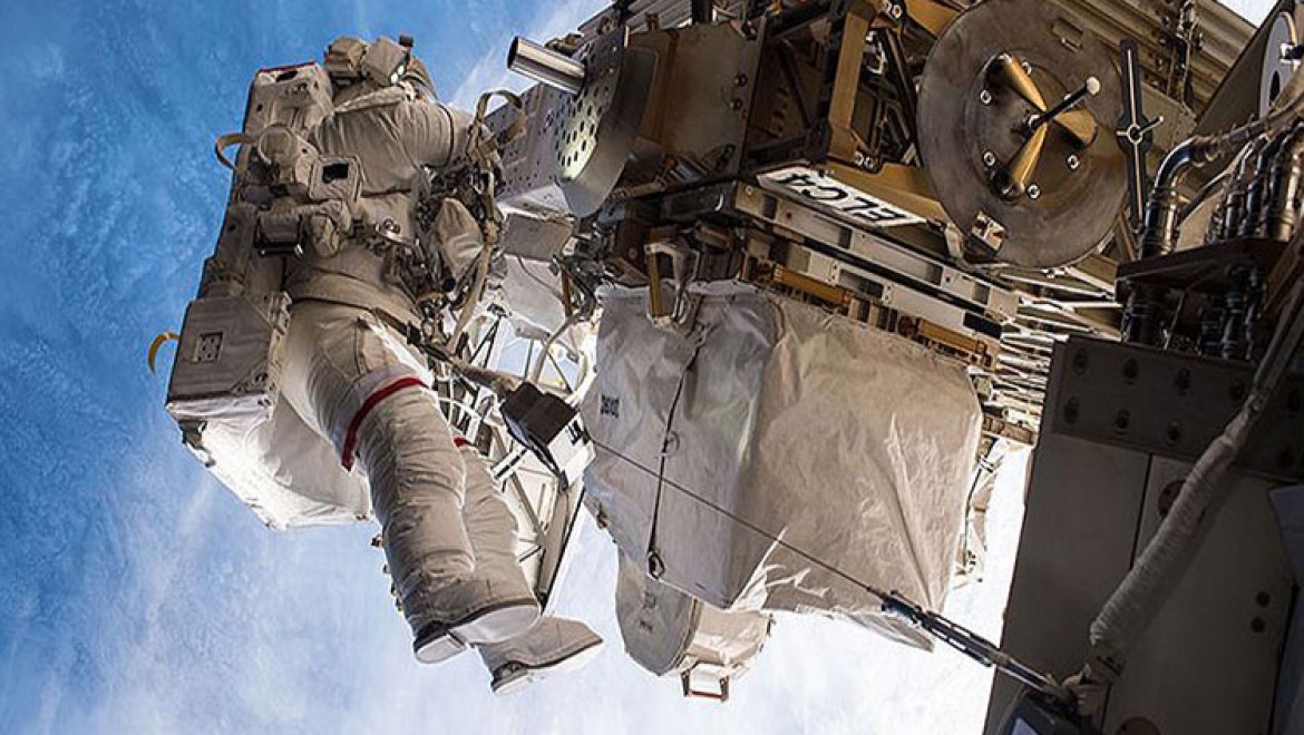Amerikalı astronotlar Uluslararası Uzay İstasyonunda tamire başladı