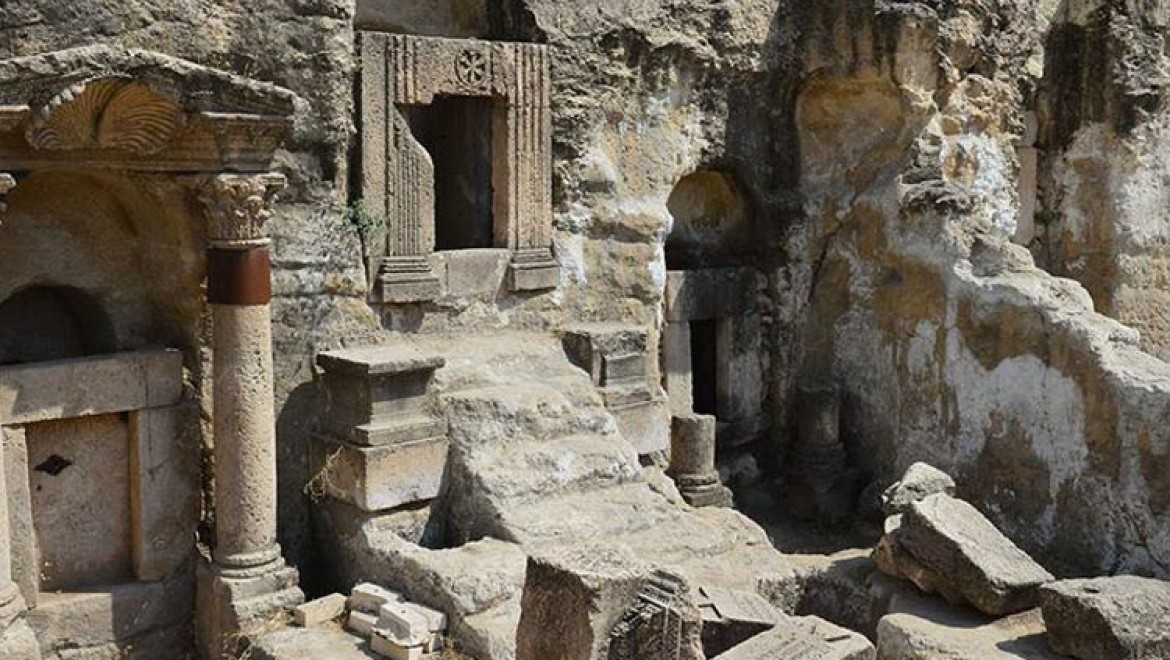 Göbeklitepe'nin gizemi kaya mezarlarındaki kazılarda aranıyor