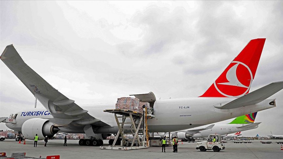 Turkish Cargo Sarayın Eserlerini Japonya'ya Taşıdı
