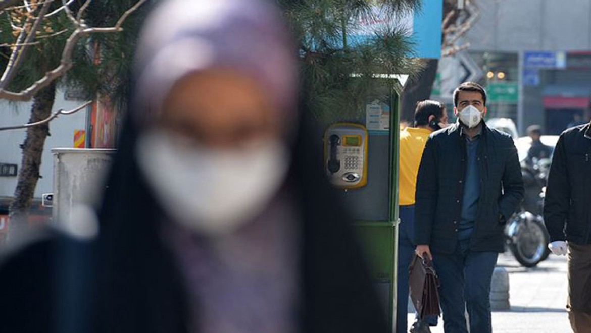 İran'da koronavirüs kaynaklı can kaybı 2 bin 378'e yükseldi