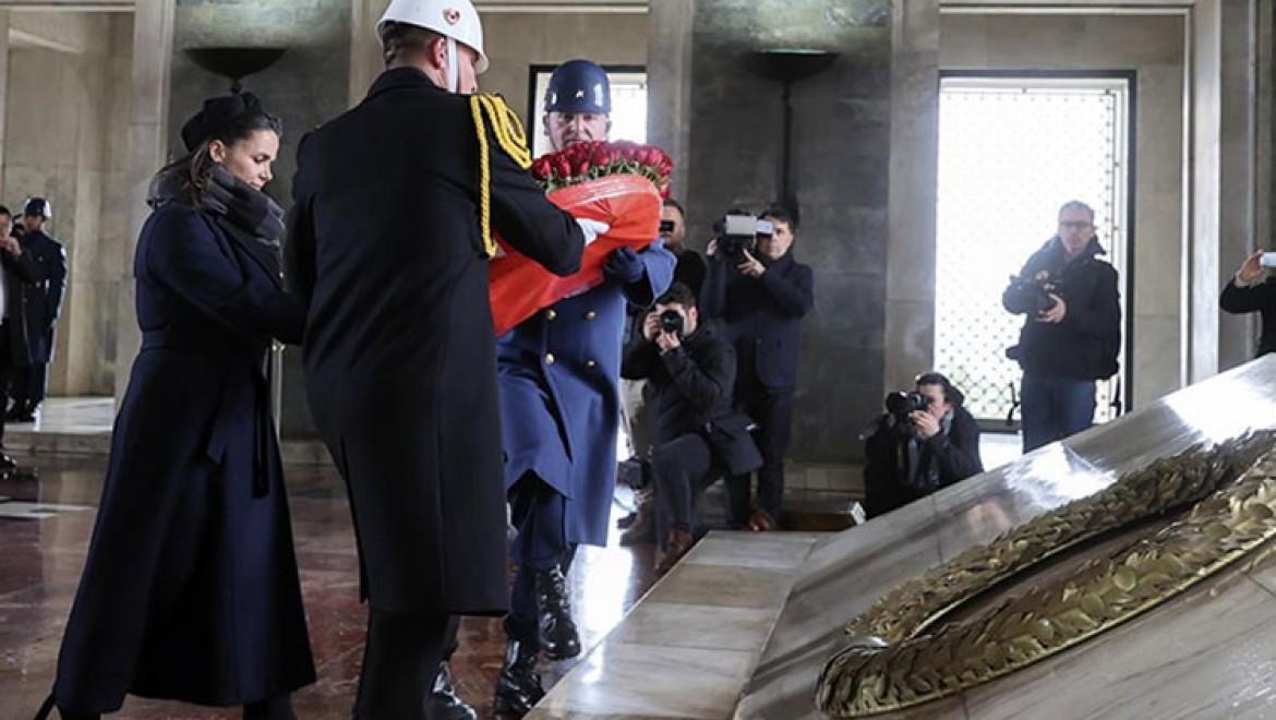 Macaristan Cumhurbaşkanı Novak Anıtkabir'i ziyaret etti