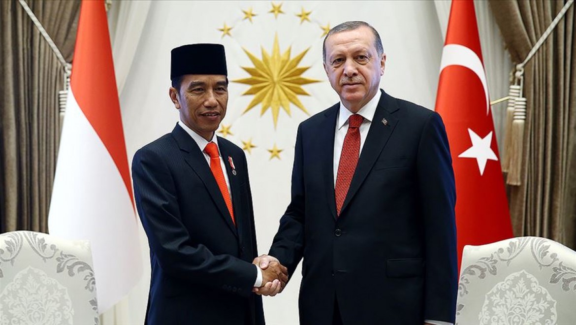 Cumhurbaşkanı Erdoğan ile Endonezya Cumhurbaşkanı Widodo telefonda görüştü