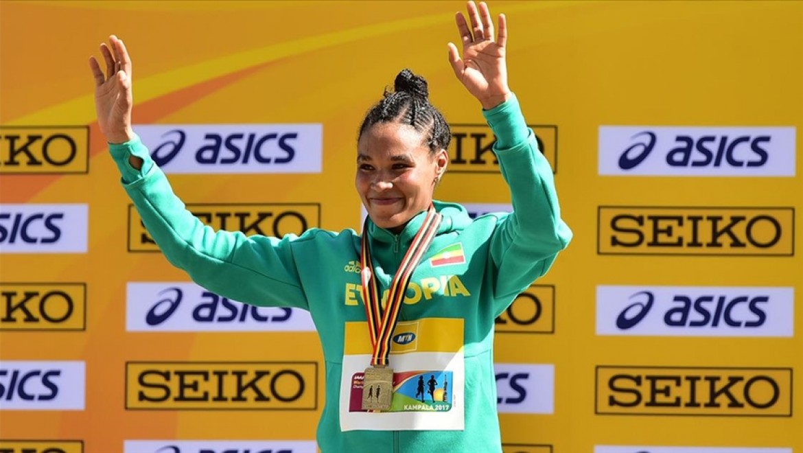 Kadınlar 10 bin metrede dünya rekorunun yeni sahibi Etiyopyalı Gidey