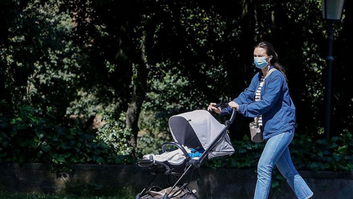 İtalya'da açık alanda maske zorunluluğu 28 Haziran'dan itibaren kaldırılıyor