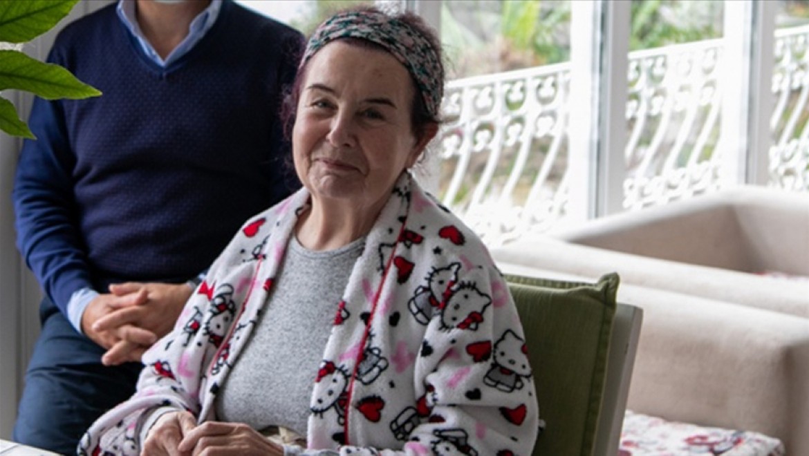 Bodrum'da rahatsızlanan  Fatma Girik hastaneye kaldırıldı