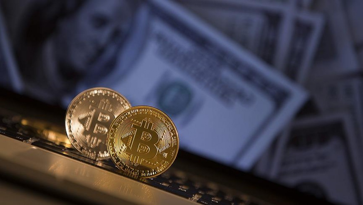 Bitcoin Bir Yıldır İlk Kez 5 Bin Doların Altına Geriledi
